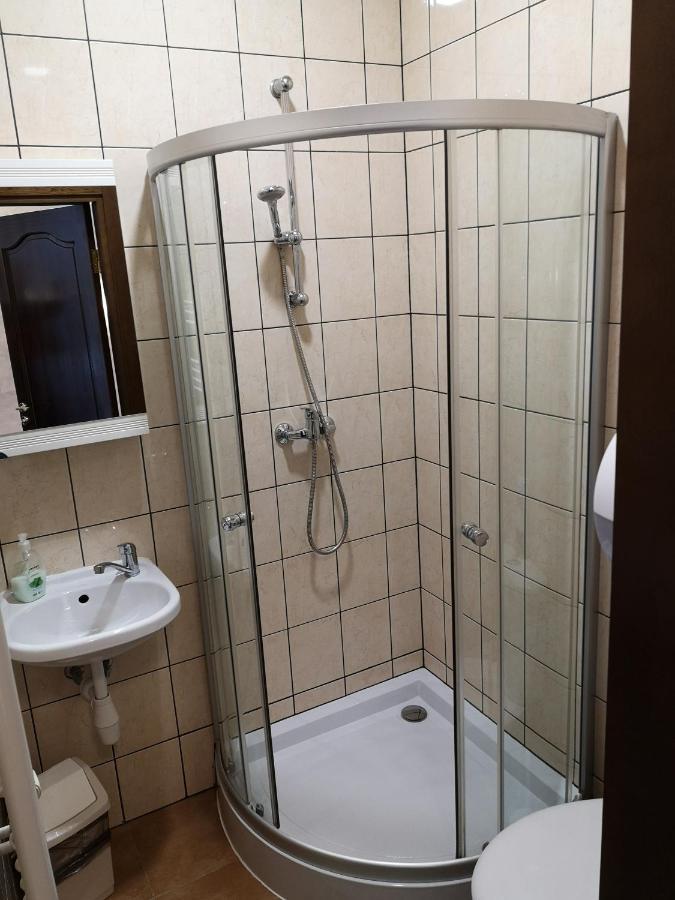 Bed and Breakfast Pas Neriju Skuodas Exterior foto